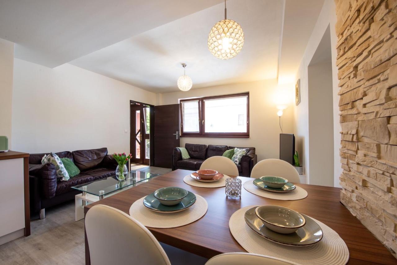 Apartman Mandala บันสกาบิสตรีตซา ภายนอก รูปภาพ