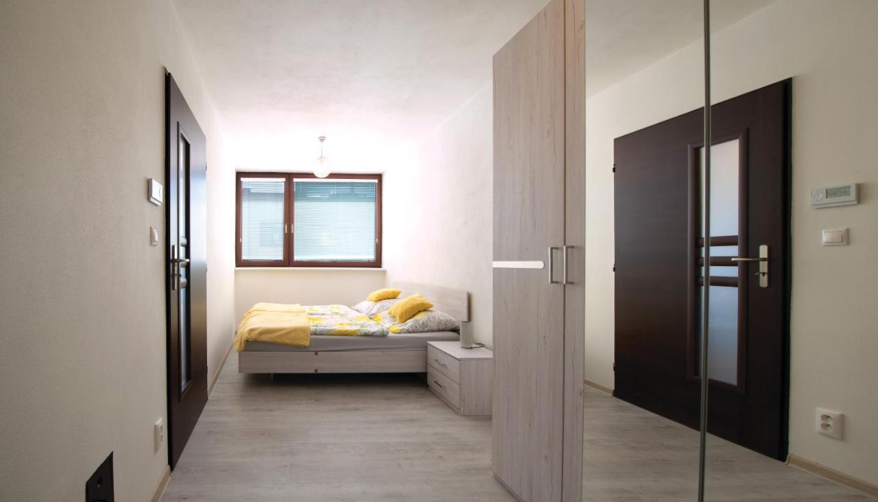 Apartman Mandala บันสกาบิสตรีตซา ภายนอก รูปภาพ