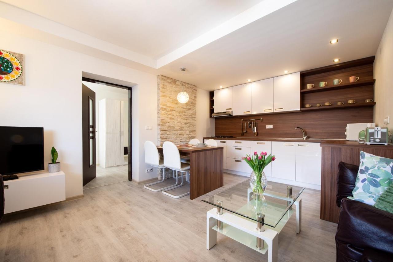 Apartman Mandala บันสกาบิสตรีตซา ภายนอก รูปภาพ
